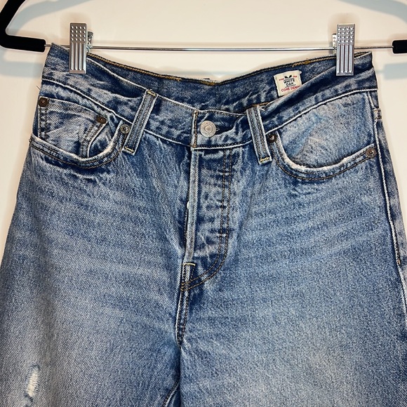 Levis Wedgie Jeans made with White Oak Cone Denim Sz 26 - Picture 3 of 13